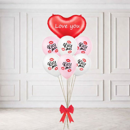 Arranjo de Balões Kiss Me