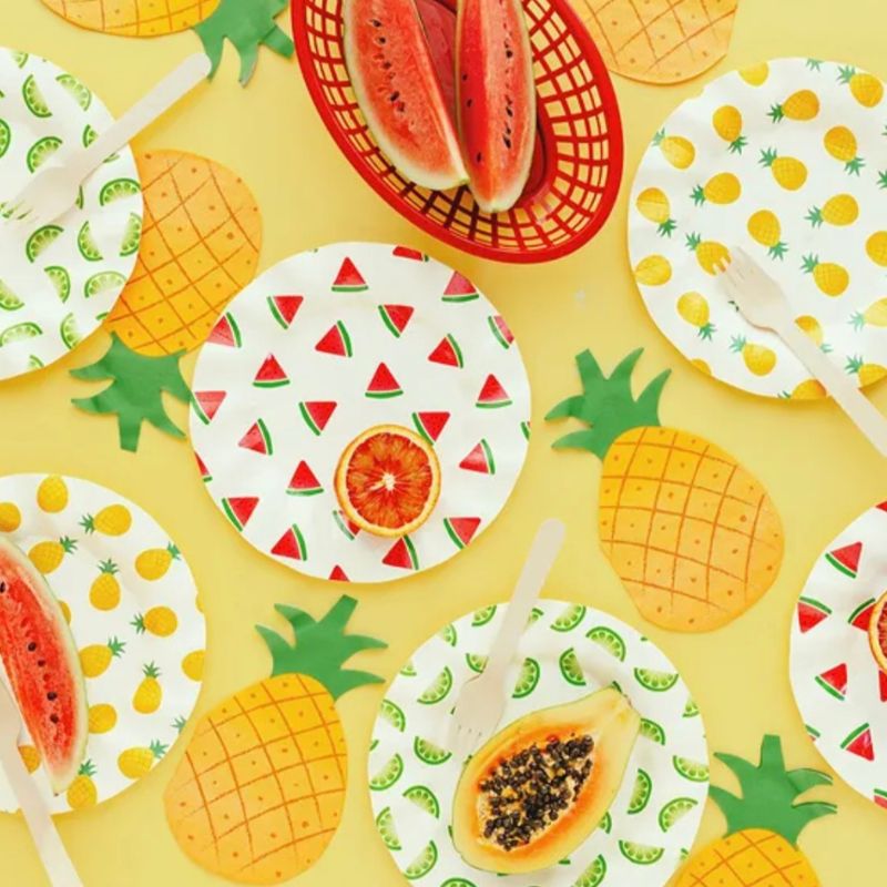 Pratos frutos tropicais